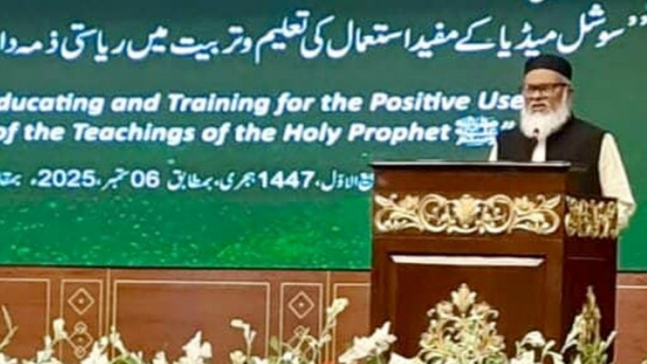 সামাজিক যোগাযোগমাধ্যমের সঠিক ব্যবহার নিশ্চিত করা রাষ্ট্রের দায়িত্ব: ধর্ম উপদেষ্টা